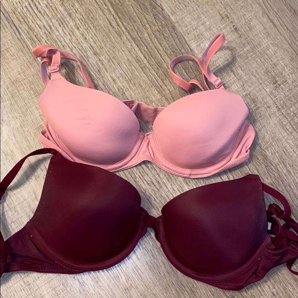 Two VS Pink Bras Pink=32A, Dark red=32B